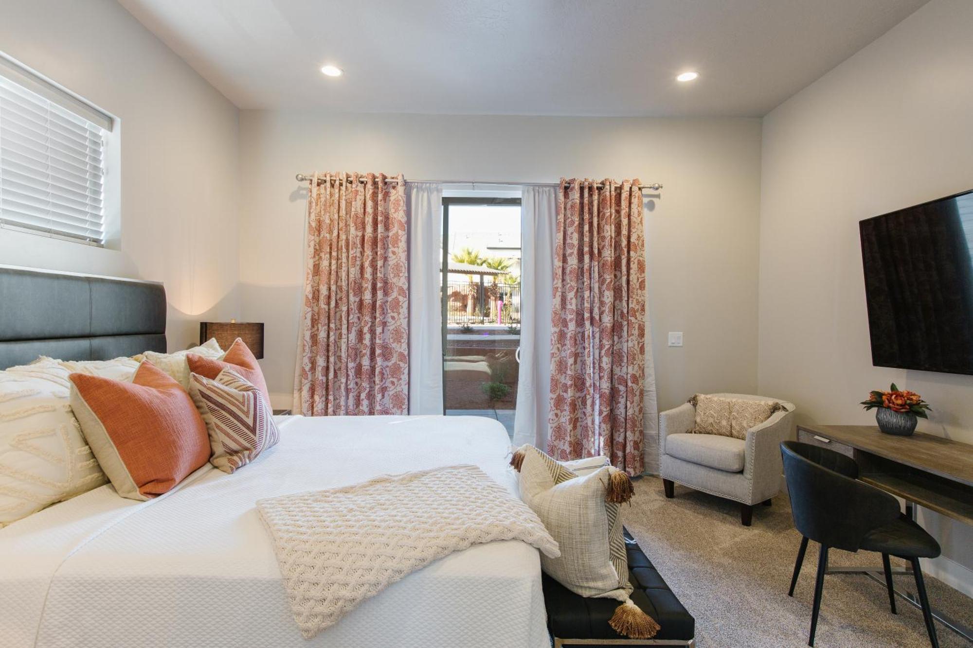 Ocotillo Springs 21 Sleeps 22 Guests, Fire Pit, Community Pool And Hot Tub Santa Clara Dış mekan fotoğraf
